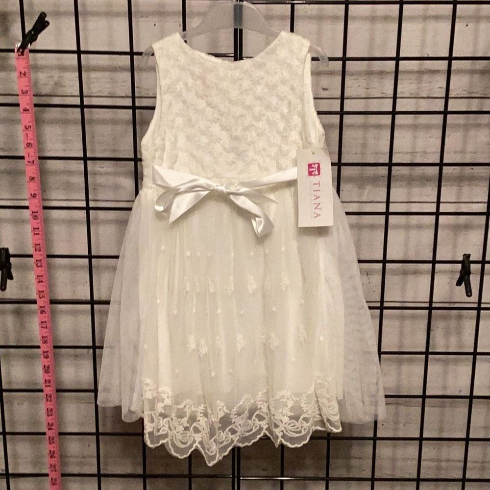 Formal Toddlers Dress with Tie Waist and Embroidery Detail K3